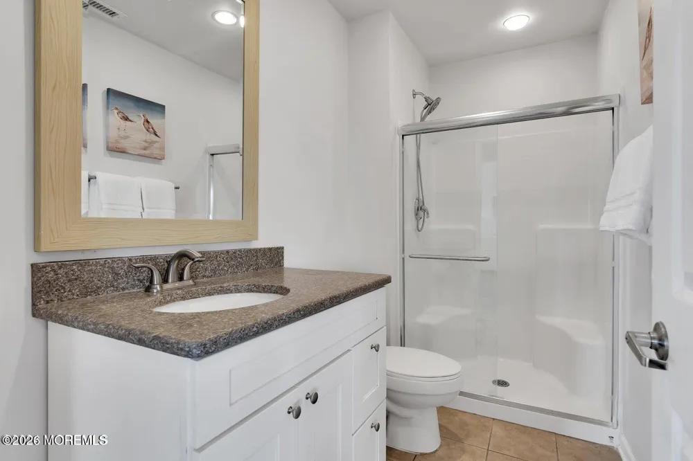 27 Arnold Avenue Point Pleasant Beach, NJ 08742
