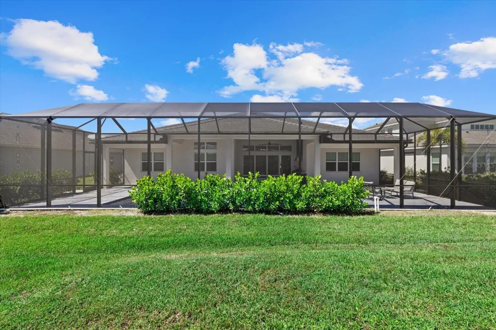 8133 NEVIS RUN Lakewood Ranch, FL 34202