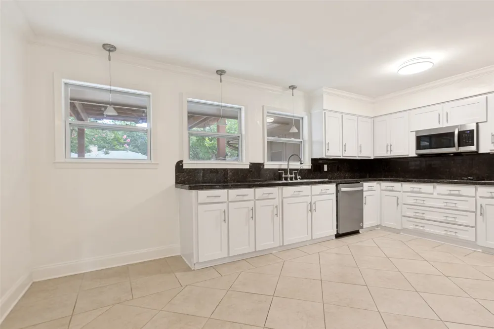 3113 Brookshire Drive Plano, TX 75075