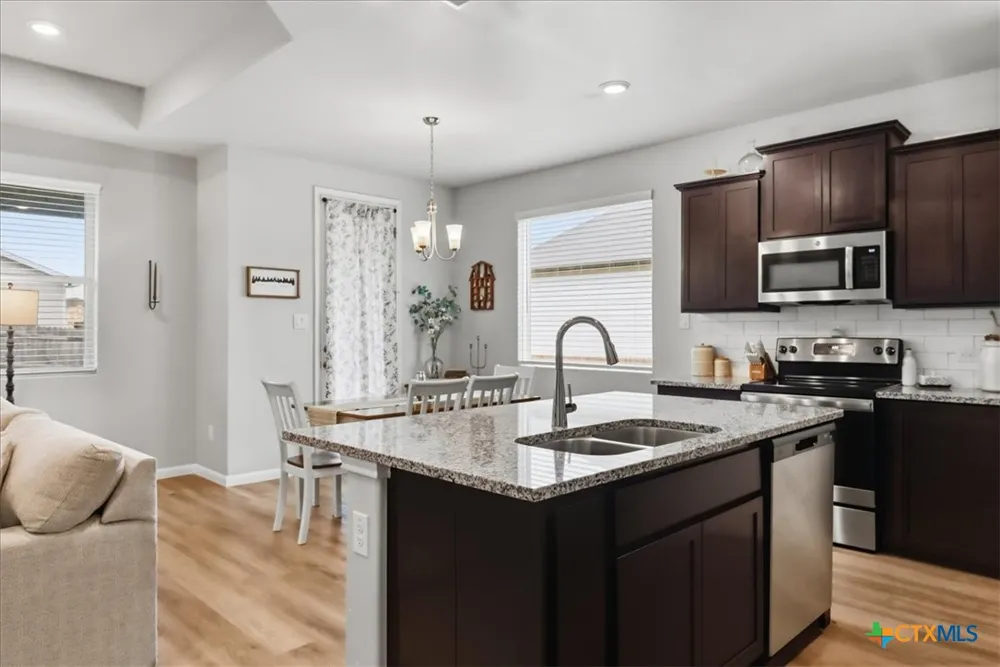 3517 Tripps Place Seguin, TX 78155