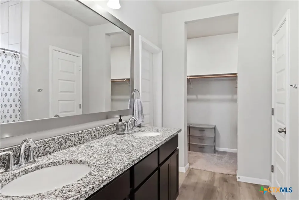 3517 Tripps Place Seguin, TX 78155