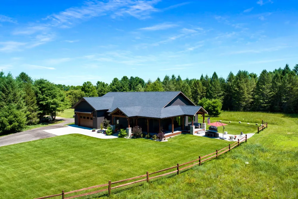 11215 Appleridge Trail Helena Township, MI 49612