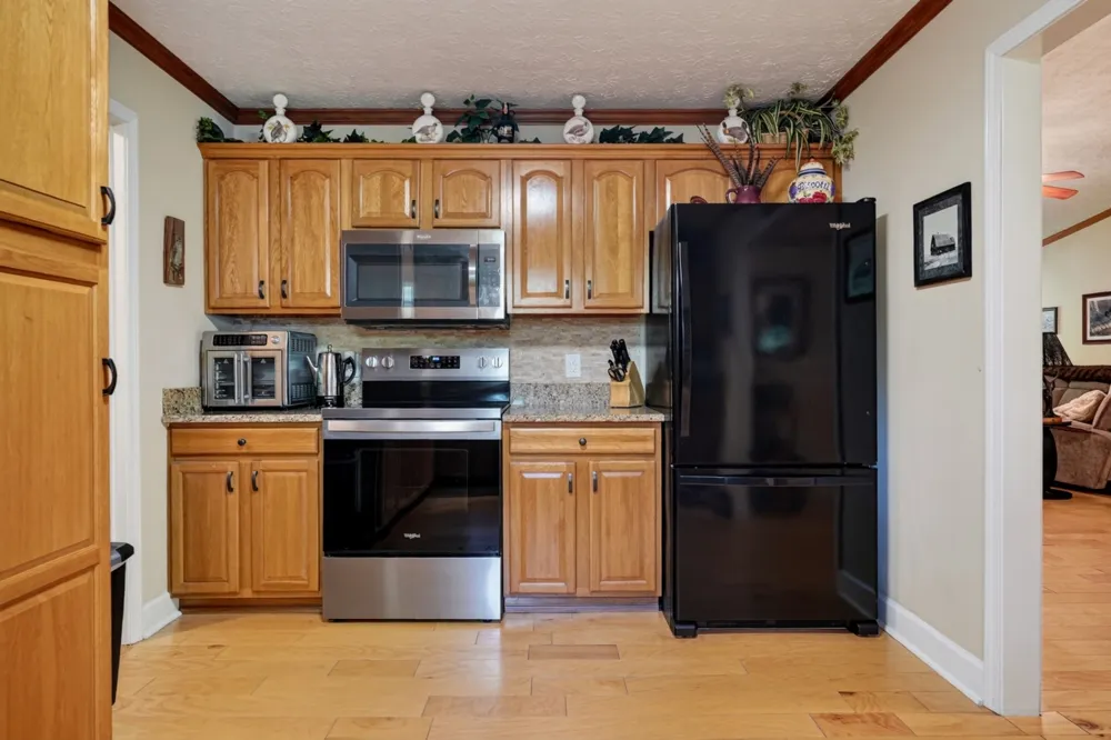 45 Point Pl Monterey, TN 38574