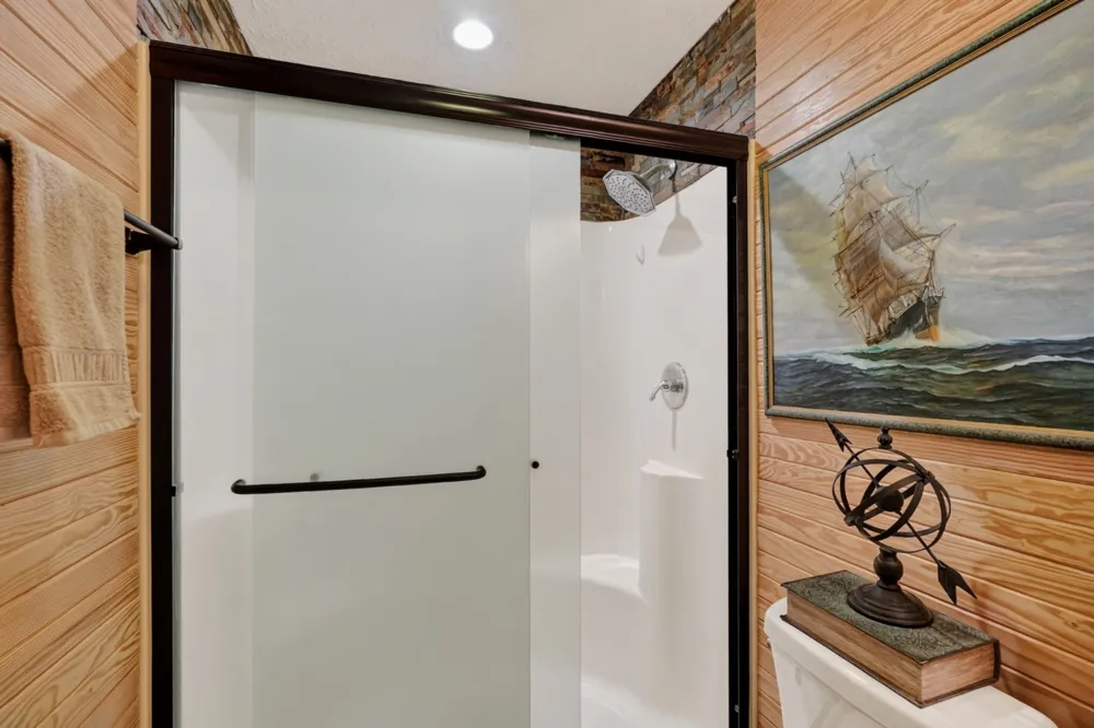 45 Point Pl Monterey, TN 38574