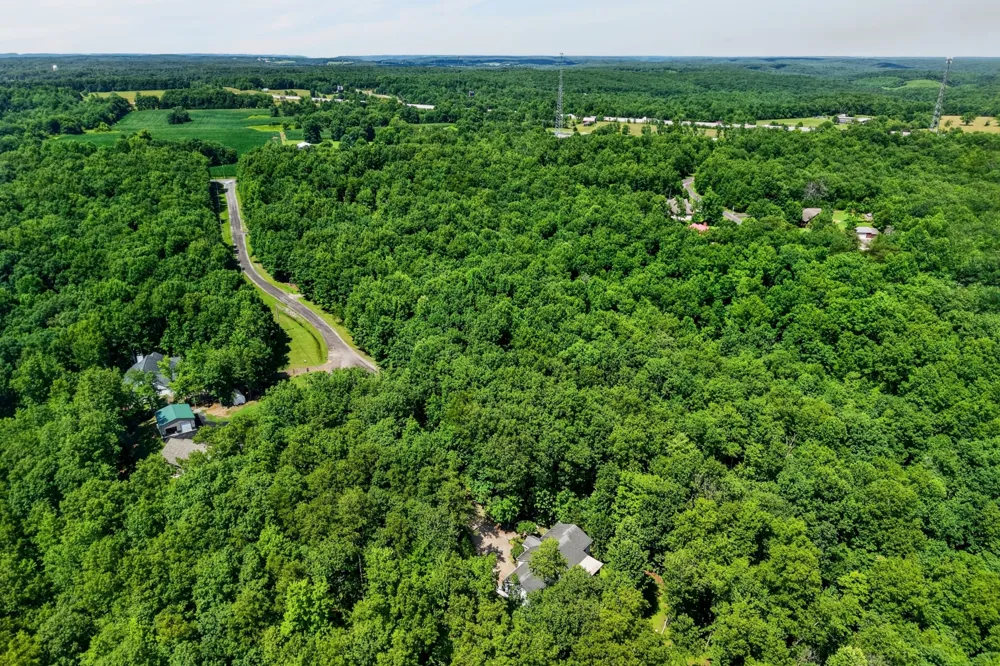45 Point Pl Monterey, TN 38574