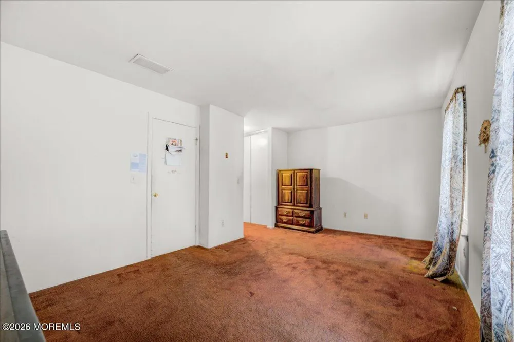 101 Joan Court Jackson, NJ 08527