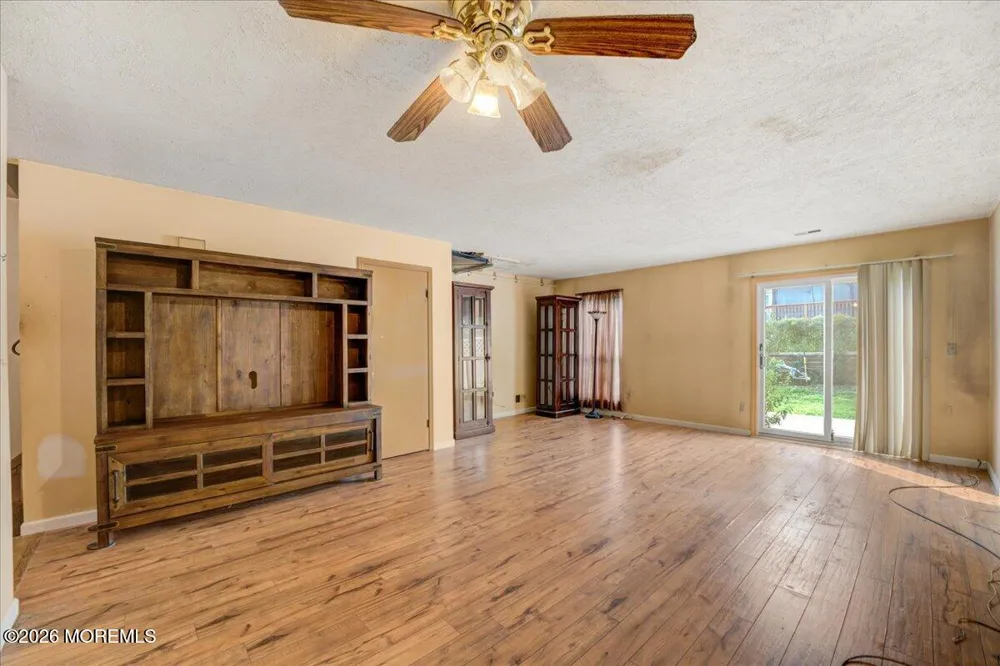 101 Joan Court Jackson, NJ 08527