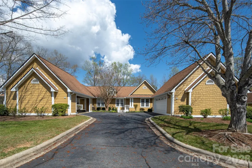 803 Woodlea Court Asheville, NC 28806