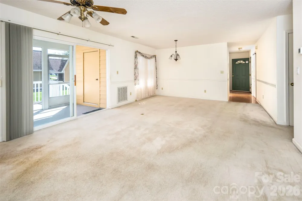 803 Woodlea Court Asheville, NC 28806