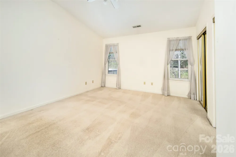 803 Woodlea Court Asheville, NC 28806