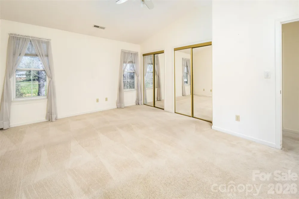 803 Woodlea Court Asheville, NC 28806