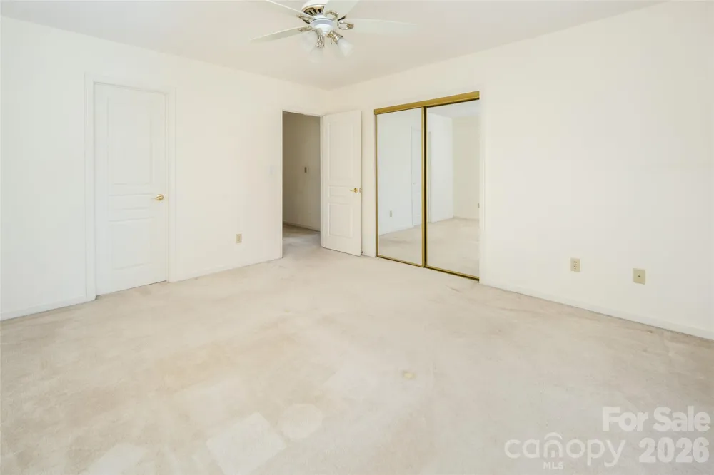 803 Woodlea Court Asheville, NC 28806