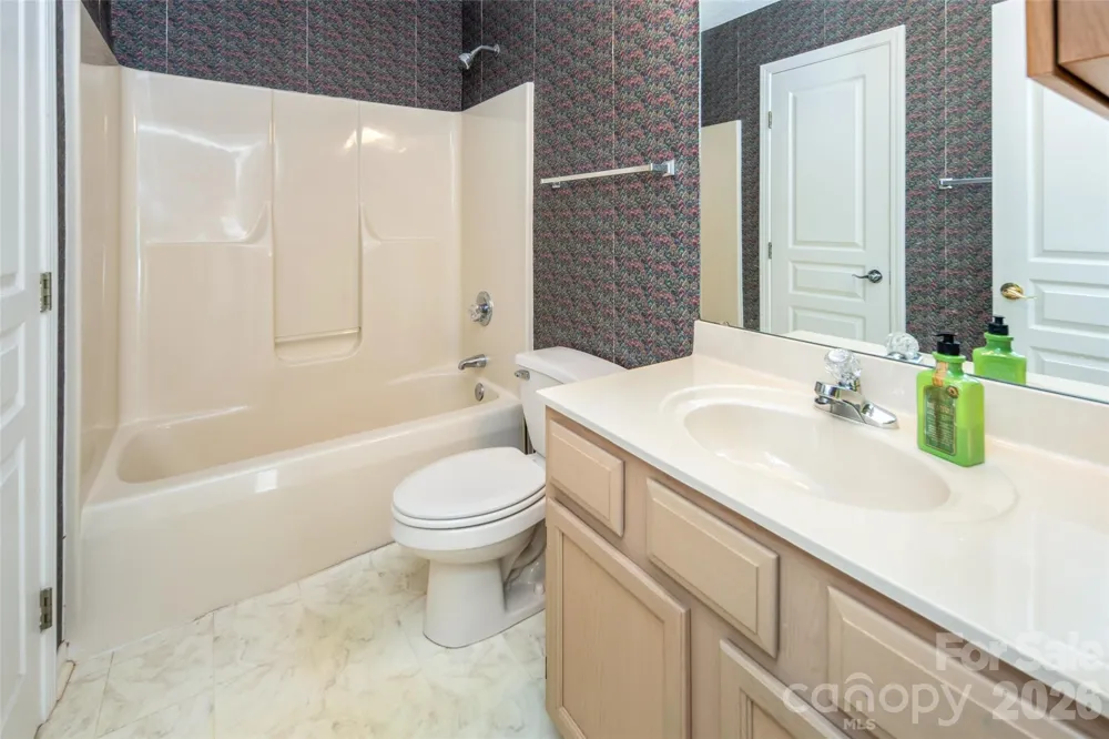 803 Woodlea Court Asheville, NC 28806