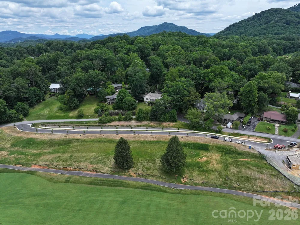 110 Farmer Branch Lane #8 Waynesville, NC 28786