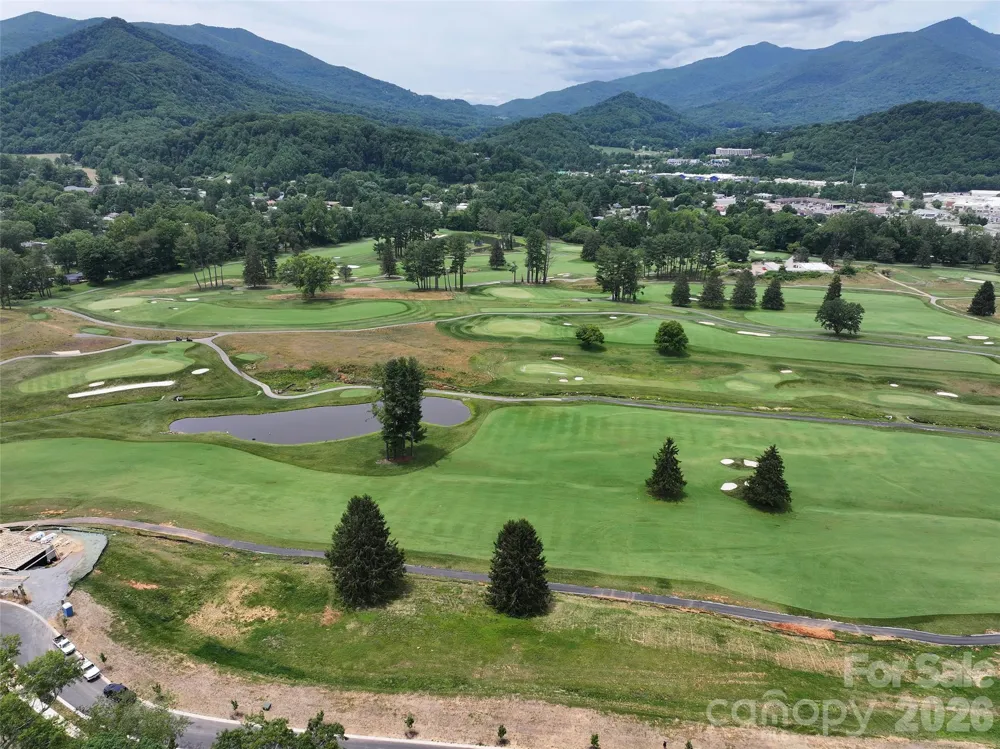 110 Farmer Branch Lane #8 Waynesville, NC 28786