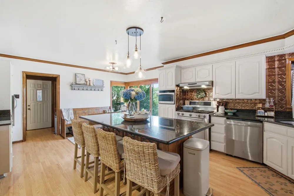 904 W Belknap Street Jacksboro, TX 76458