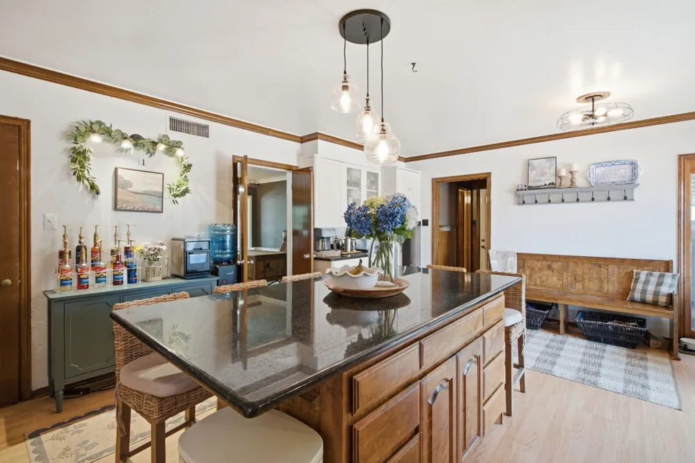 904 W Belknap Street Jacksboro, TX 76458