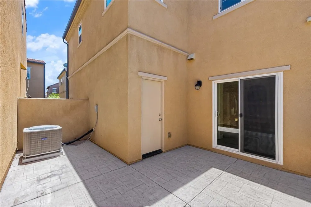 37330 Paseo Tulipa Murrieta, CA 92563