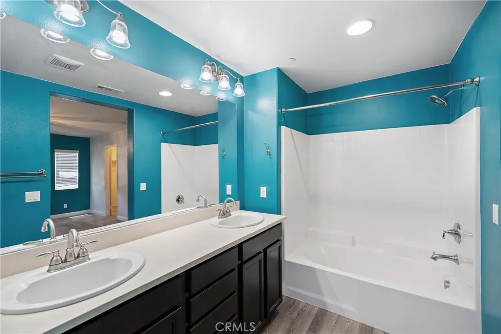 37330 Paseo Tulipa Murrieta, CA 92563