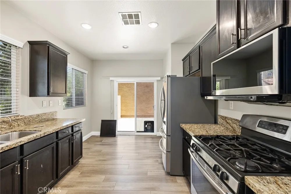37330 Paseo Tulipa Murrieta, CA 92563