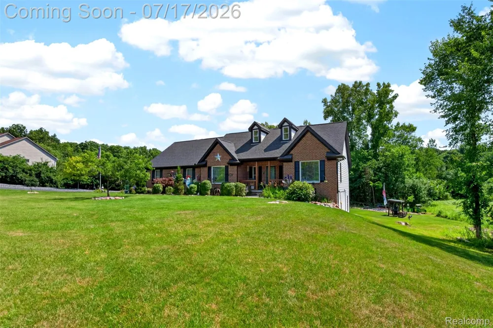 2660 Scenic Meadows Drive Brandon Charter Township, MI 48462