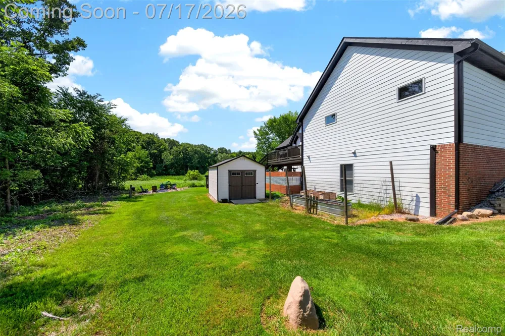 2660 Scenic Meadows Drive Brandon Charter Township, MI 48462