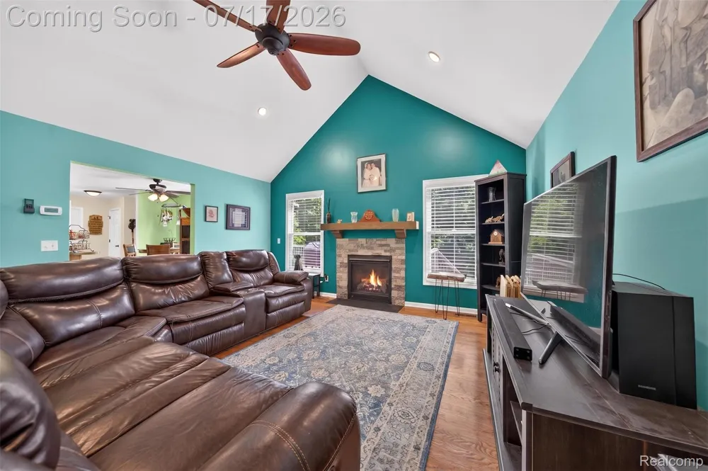 2660 Scenic Meadows Drive Brandon Charter Township, MI 48462