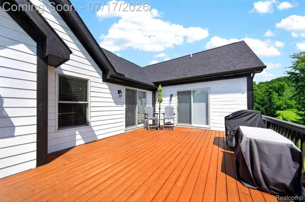 2660 Scenic Meadows Drive Brandon Charter Township, MI 48462