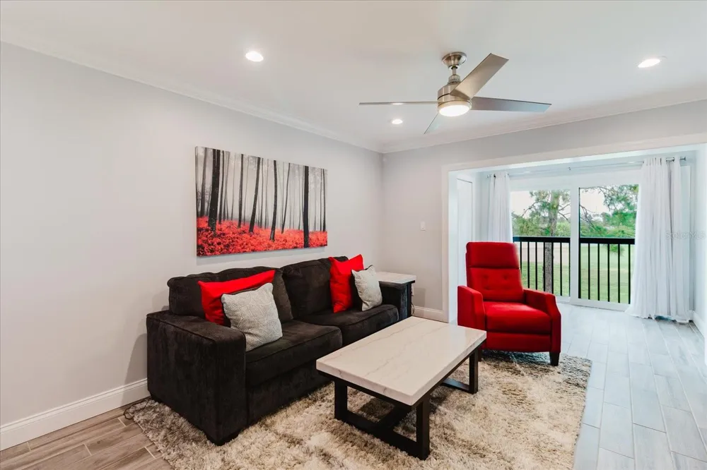2073 SKIMMER COURT W #222 Clearwater, FL 33762