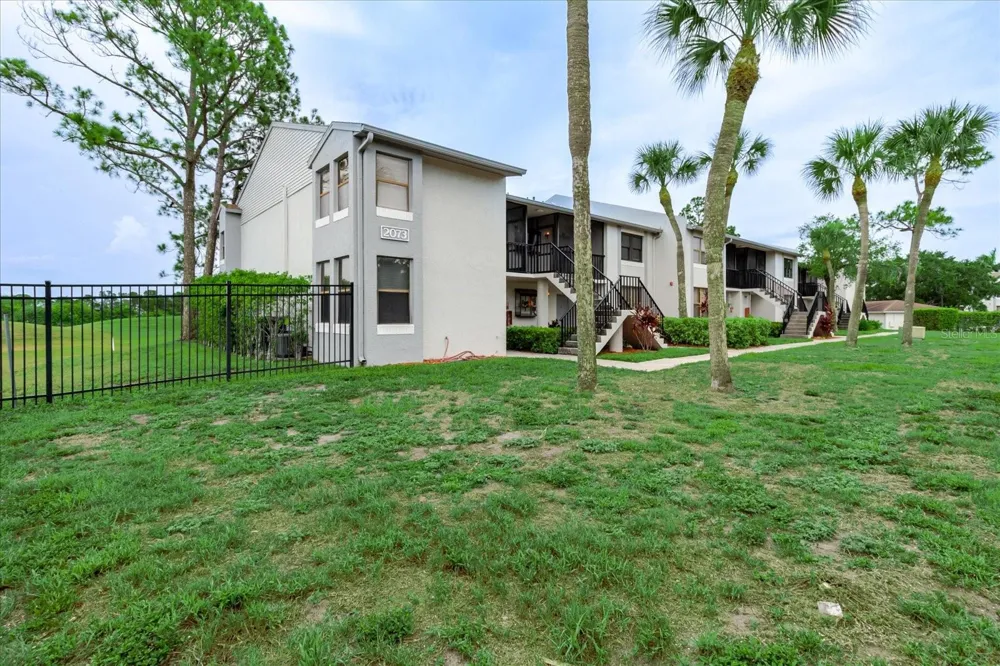 2073 SKIMMER COURT W #222 Clearwater, FL 33762