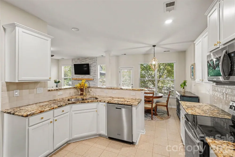 3324 Brackhill Street Davidson, NC 28036