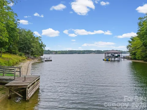 2071 Chameleon Road #156