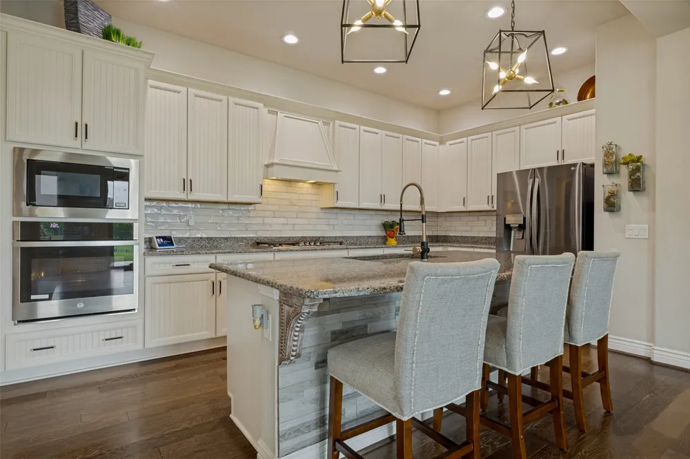9821 Ironwood Drive Denton, TX 76207