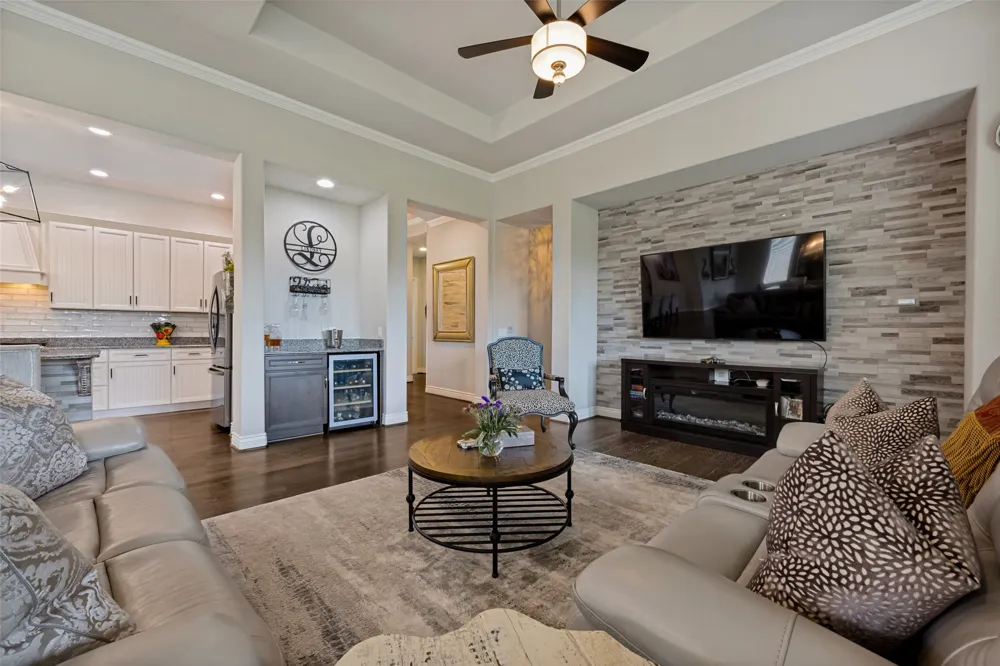 9821 Ironwood Drive Denton, TX 76207