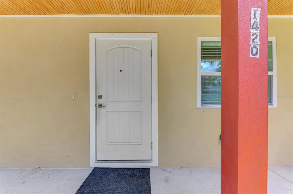 1420 19TH AVENUE W Bradenton, FL 34205