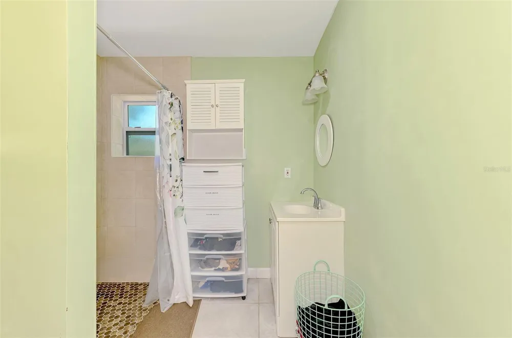 1420 19TH AVENUE W Bradenton, FL 34205