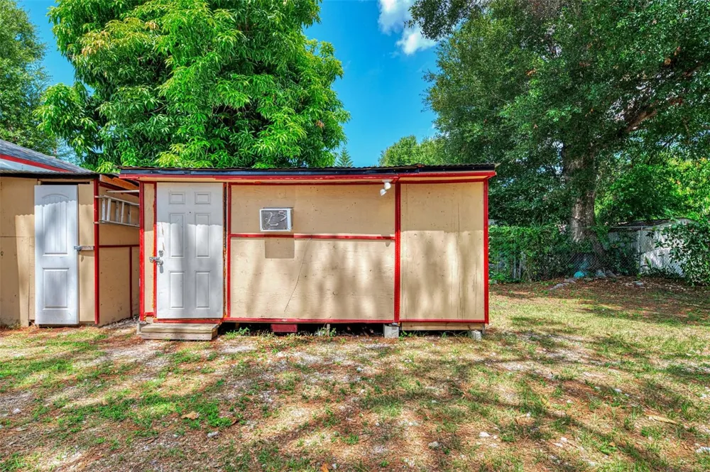 1420 19TH AVENUE W Bradenton, FL 34205