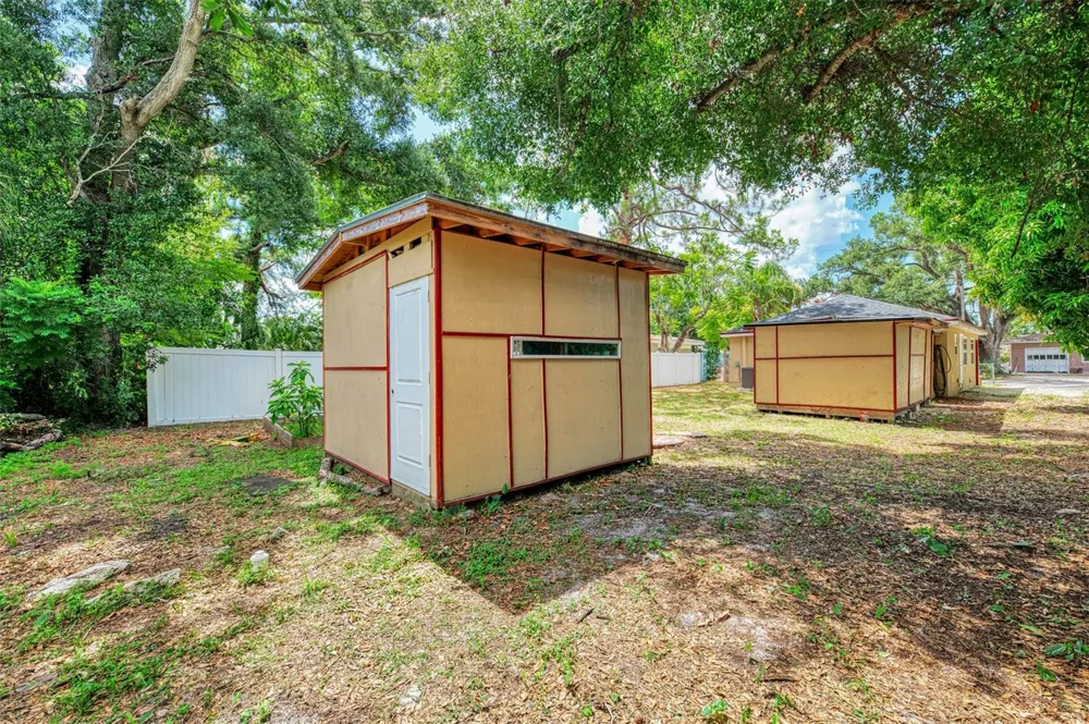 1420 19TH AVENUE W Bradenton, FL 34205
