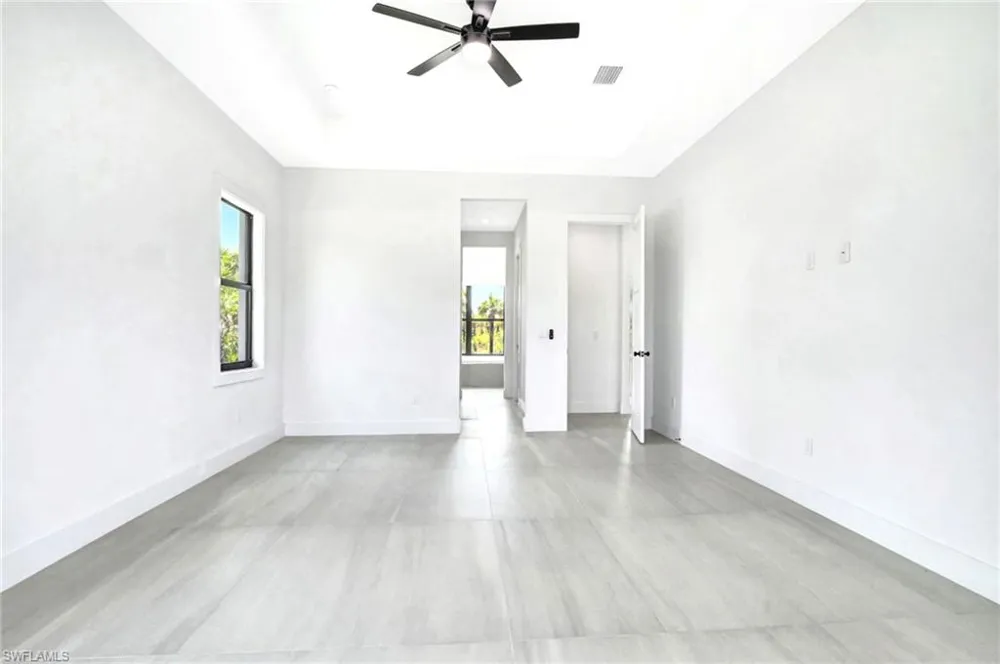2633 22nd Avenue SE Naples, FL 34117