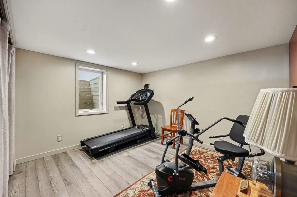 4815 Firethorne Drive Jackson, MI 49201
