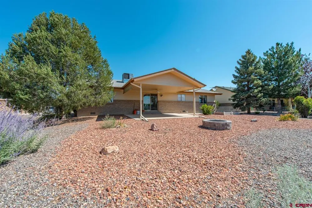 2320 James Street Montrose, CO 81401