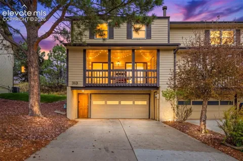 313 Raspberry Lane