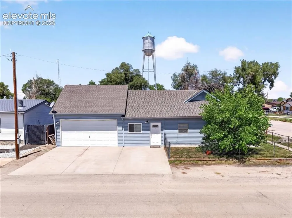 505 2nd Avenue Deer Trail, CO 80105