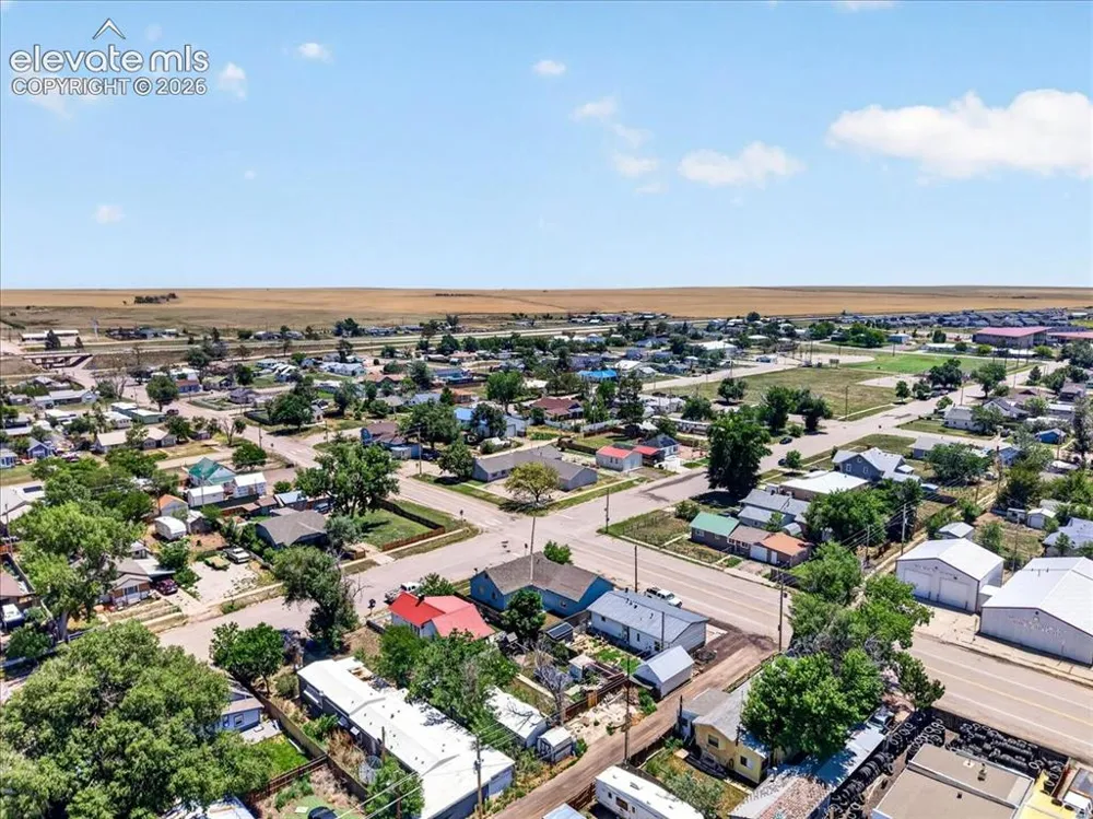505 2nd Avenue Deer Trail, CO 80105