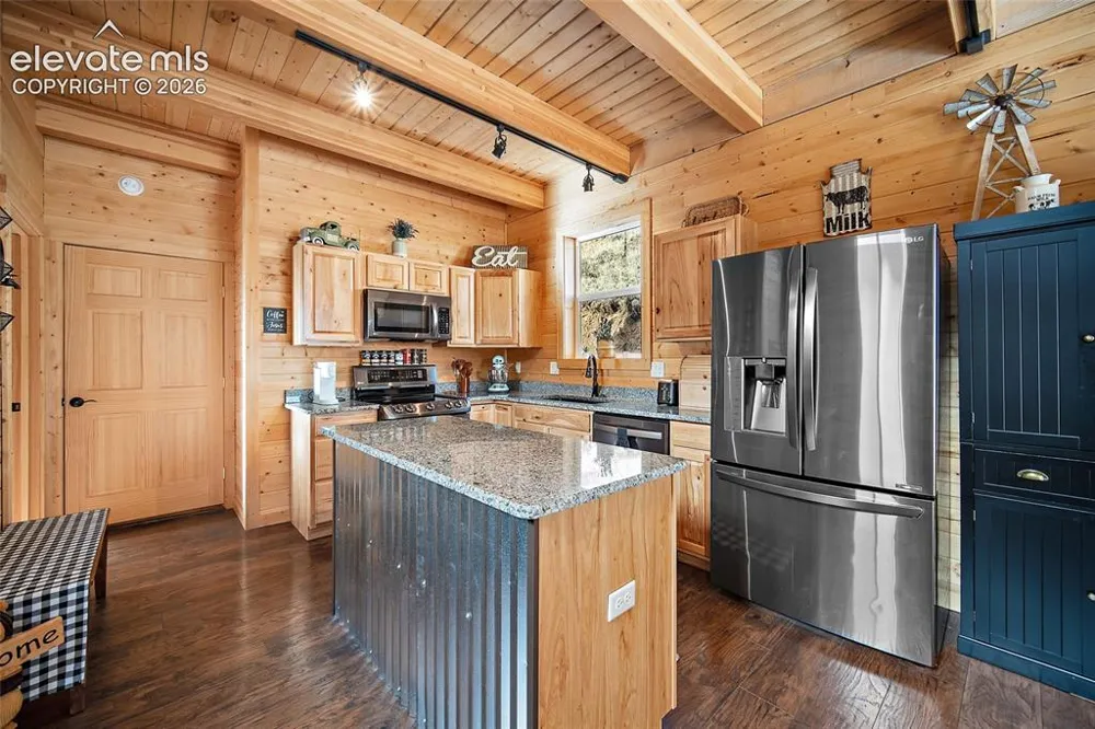 213 Willow Road Divide, CO 80814