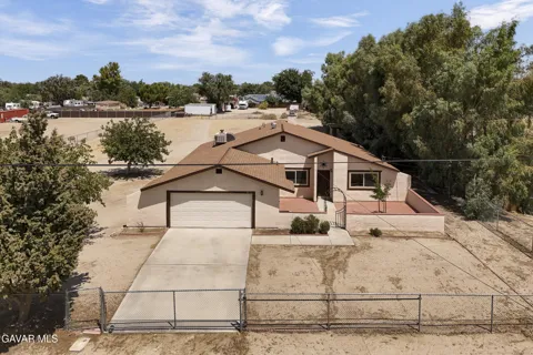 10133 E Avenue R8