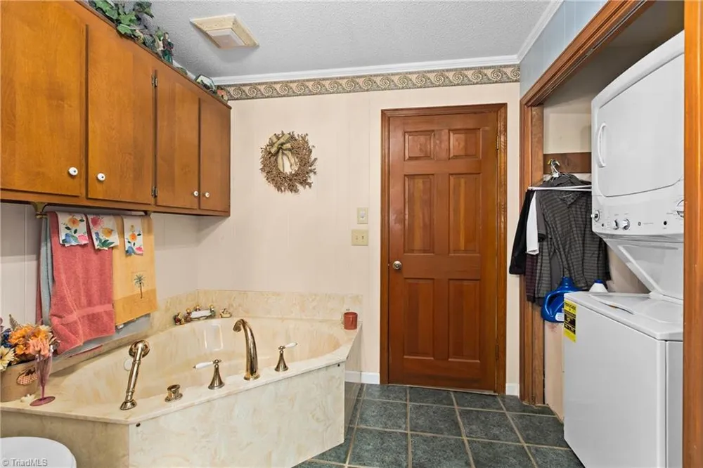 107 Hickory Street Boonville, NC 27011