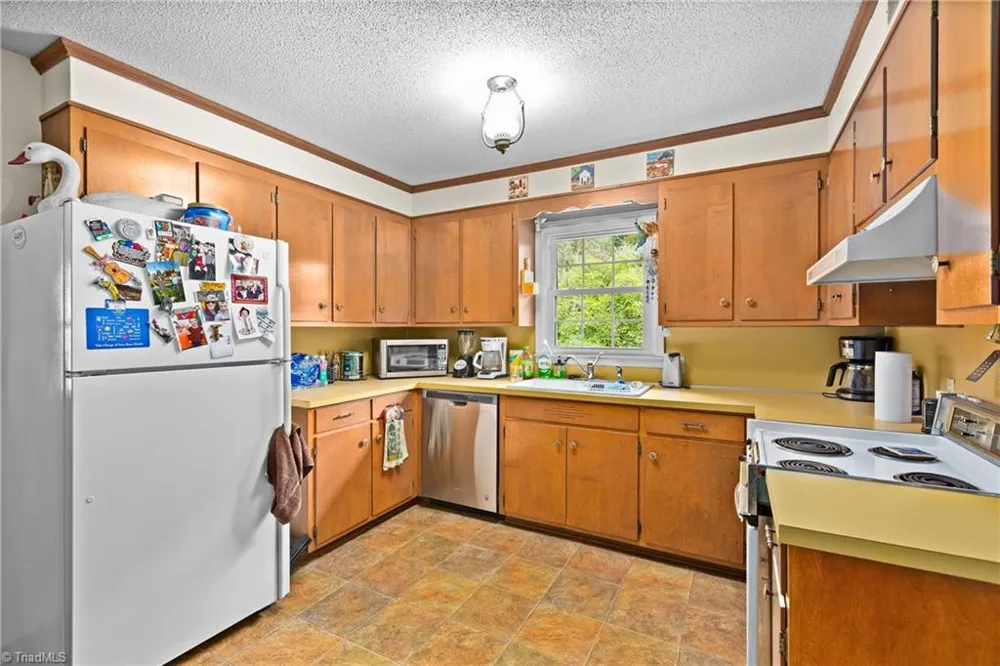 107 Hickory Street Boonville, NC 27011