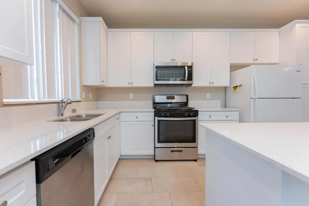 4005 S Fontana Visalia, CA 93277