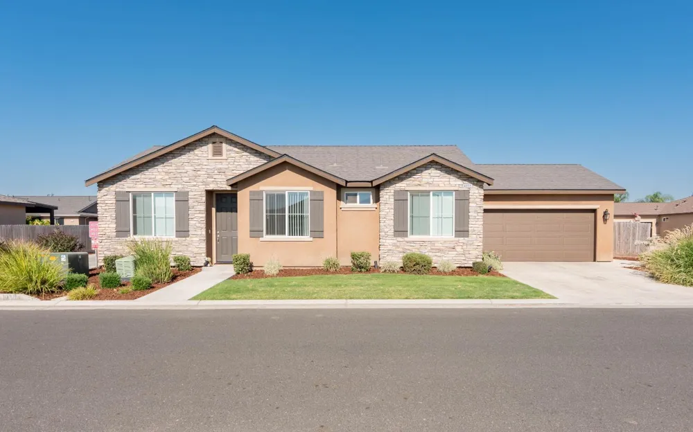 4005 S Fontana Visalia, CA 93277